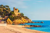 2 días y 1 noches en Lloret de Mar: Hotel 4⭐️ con Media Pensión o Pensión Completa