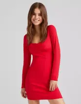 Recopilación de vestidos en Bershka
