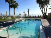 Hotel 3★ con desayuno con piscina con vistas al Mediterráneo en Torrox, Málaga