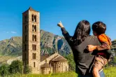 Apartamentos para hasta 6 personas con piscina y animación a la Vall de Boí desde 1 noche