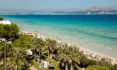 Ferry con coche y hotel 3★ todo incluido en Cala Bona con traslados a la playa