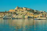 IBIZA 3 noches en hotel 4★ Media pensión + Ferry