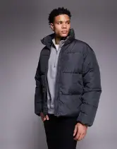 Chaqueta gris oscuro acolchada de ADPT Chaqueta gris oscuro acolchada de ADPT
