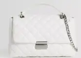 Selección bolsos en Bershka a precio chollo