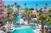 Hotel 4⭐️ en 1ra línea de playa en Roquetas de Mar (Semana santa y verano)