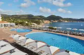 Ferry + Coche con Hotel 4⭐️ en Ibiza todo incluido 
