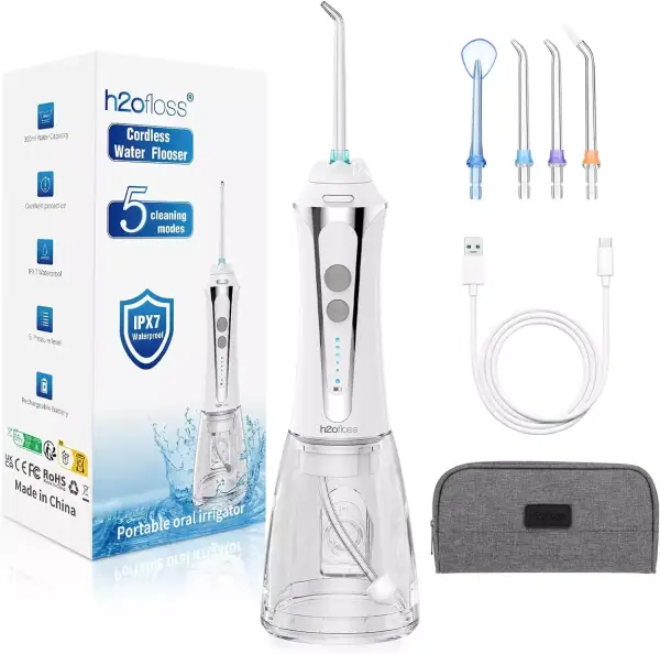 Irrigador bucal con 4 boquillas Irrigador bucal con 4 boquillas