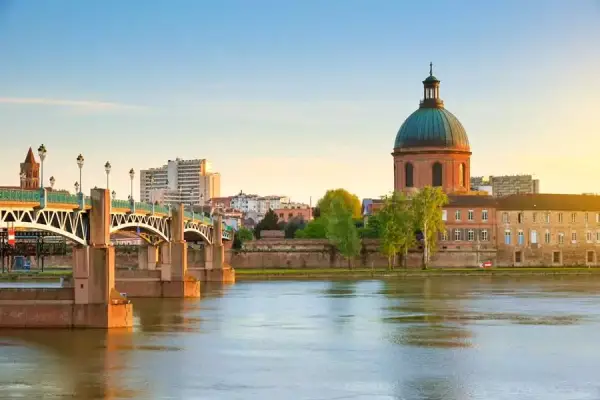 Vuelos + 2 noches en hotel 3 estrellas Toulouse Vuelos + 2 noches en hotel 3 estrellas Toulouse