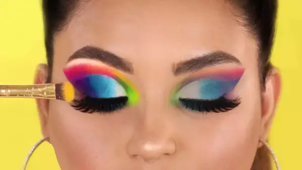 6X3 en selección de maquillaje 6X3 en selección de maquillaje