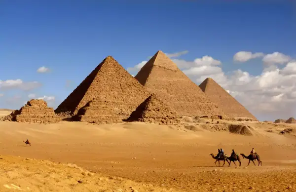 8 Días en Egipto + Crucero + 4 Visitas 8 Días en Egipto + Crucero + 4 Visitas
