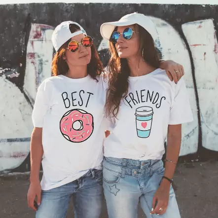 Camisetas para Mujeres Estilo Twin Camisetas para Mujeres Estilo Twin