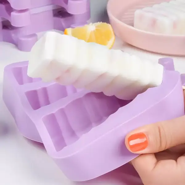 Set para hacer Helados Caseros: Molde + Paletas de Madera + Cuerdas + Bolsas Set para hacer Helados Caseros: Molde + Paletas de Madera + Cuerdas + Bolsas