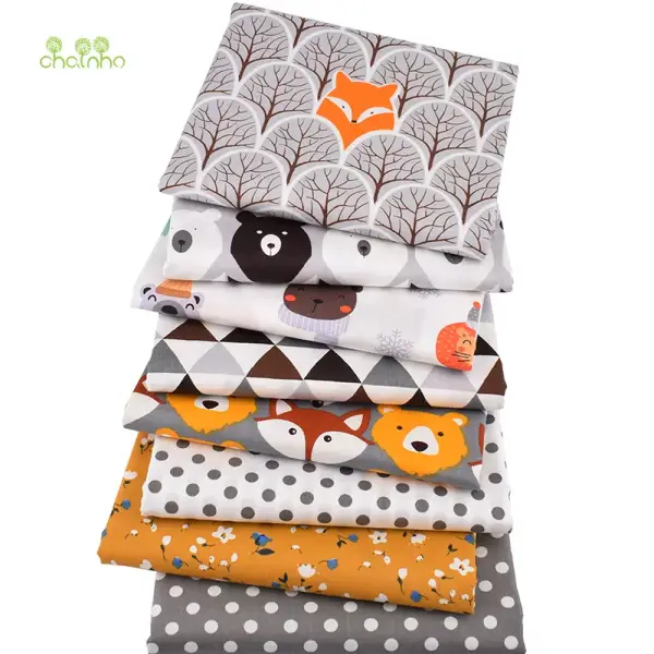 Set de 8 Telas de algodón con estampados de selva Set de 8 Telas de algodón con estampados de selva