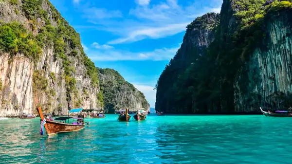 Diciembre en Tailandia: Vuelos + 11 noches en Hotel 5⭐️ Diciembre en Tailandia: Vuelos + 11 noches en Hotel 5⭐️