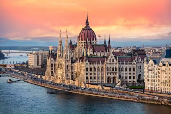 Vuelos a Budapest IDA y VUELTA desde 39€ Vuelos a Budapest IDA y VUELTA desde 39€