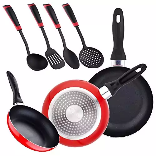 Juego de 3 sartenes y 4 utensilios de cocina San Ignacio Juego de 3 sartenes y 4 utensilios de cocina San Ignacio
