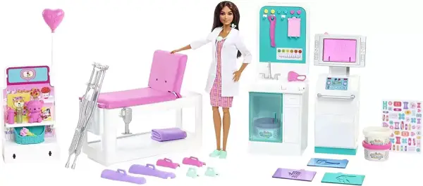 Barbie doctora con clínica médica Barbie doctora con clínica médica
