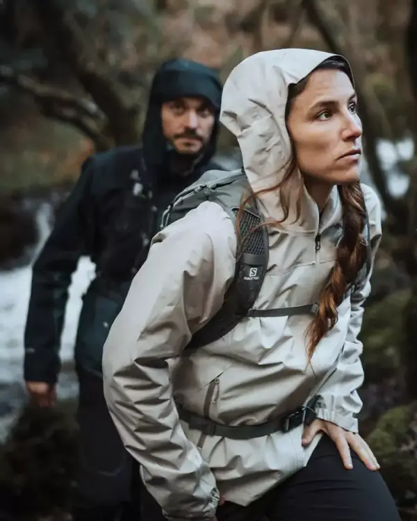 Hasta 50% Dto. en ropa, calzado y complementos Salomon (Noches Flash) Hasta 50% Dto. en ropa, calzado y complementos Salomon (Noches Flash)