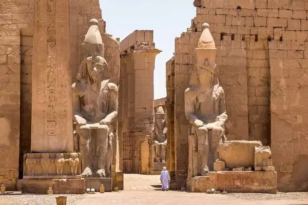 8 Días y 7 Noches en Egipto con vuelos + Crucero PC + Hoteles en el Cairo + Excursiones 8 Días y 7 Noches en Egipto con vuelos + Crucero PC + Hoteles en el Cairo + Excursiones