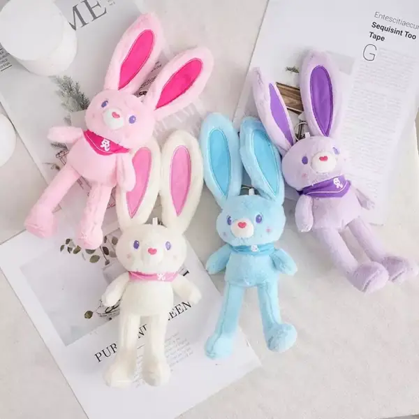 Llavero de peluche con orejas de conejo para coche Llavero de peluche con orejas de conejo para coche