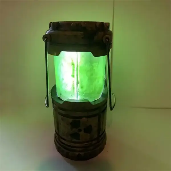 Linterna estilo Reactor Nuclear Linterna estilo Reactor Nuclear