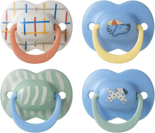 4 Chupetes Tommee Tippee Ultimate Fit 6-18 meses 4 Chupetes Tommee Tippee Ultimate Fit 6-18 meses