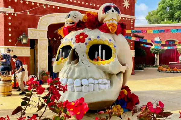 Portaventura sin límite + Hotel 4⭐️+ entradas incluidas Portaventura sin límite + Hotel 4⭐️+ entradas incluidas