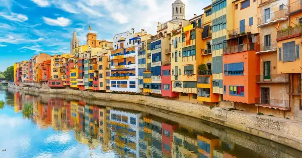 Vuelos a GERONA-HELSINKI en Semana Santa Vuelos a GERONA-HELSINKI en Semana Santa