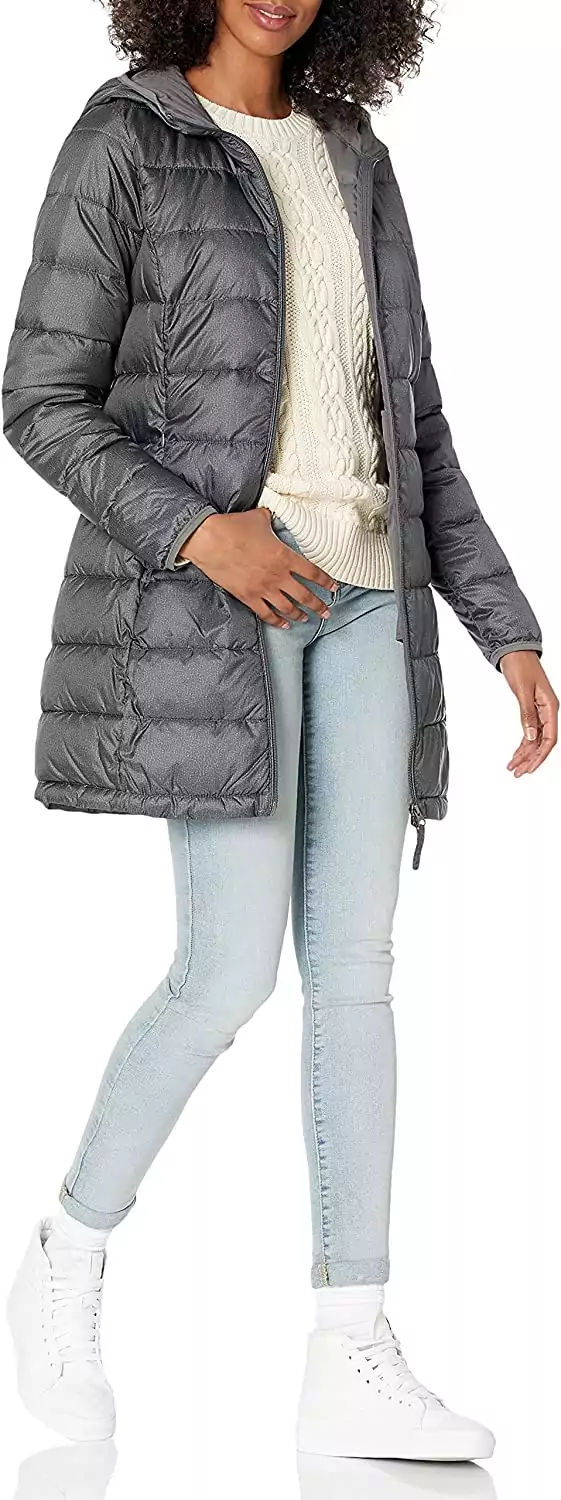 Abrigo acolchado ligero Amazon Essentials para mujer Abrigo acolchado ligero Amazon Essentials para mujer