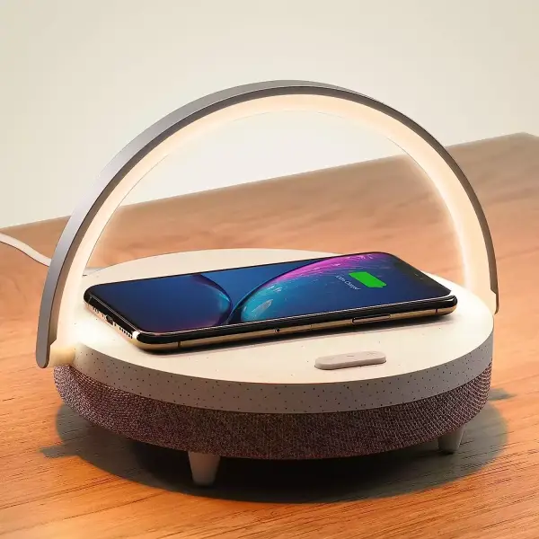Lámpara de Noche con carga inalámbrica y altavoz Bluetooth Lámpara de Noche con carga inalámbrica y altavoz Bluetooth