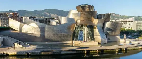 Entrada gratis al Museo Guggenheim Bilbao Entrada gratis al Museo Guggenheim Bilbao