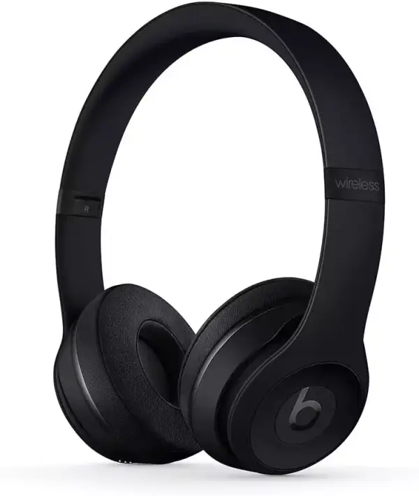 Auriculares inalámbricos Beats Solo3 con chip Apple W1 y 40 horas de batería - Negro. Auriculares inalámbricos Beats Solo3 con chip Apple W1 y 40 horas de batería - Negro.