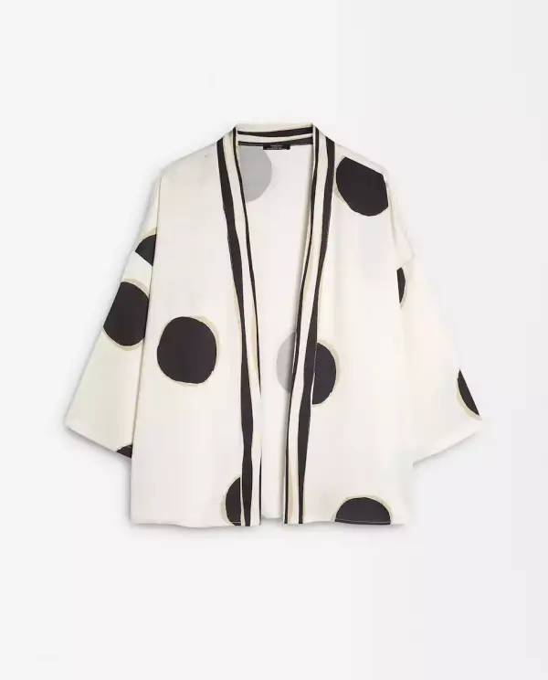 Kimono estilo oversize con estampado de lunares Parfois Kimono estilo oversize con estampado de lunares Parfois
