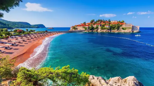 Vuelo a Montenegro desde 32€ ida y vuelta por persona. Vuelo a Montenegro desde 32€ ida y vuelta por persona.