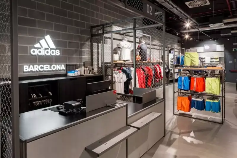 Hasta 70% de descuento de Adidas en Showroomprive Hasta 70% de descuento de Adidas en Showroomprive