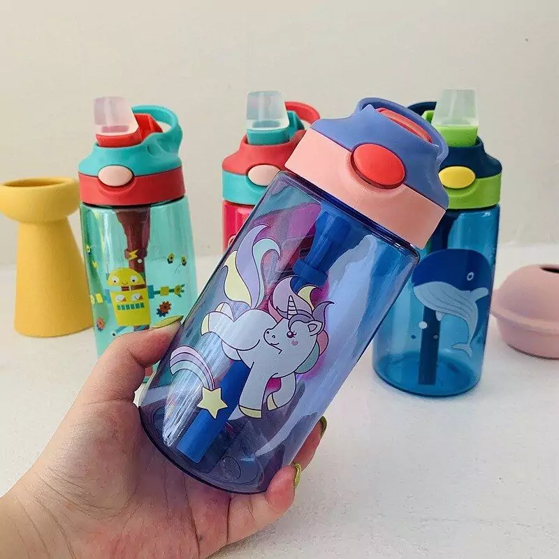 Botella de agua de plástico con dibujos animados para niños Botella de agua de plástico con dibujos animados para niños