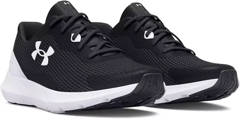 Zapatillas Running Under Armour UA Surge 3 Zapatillas Running Under Armour UA Surge 3