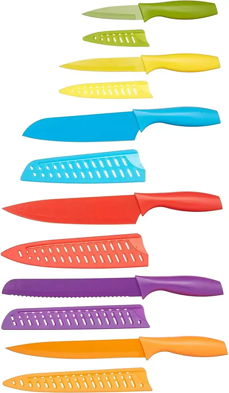 Juego 6 cuchillos + 6 accesorios Amazon Basics Juego 6 cuchillos + 6 accesorios Amazon Basics