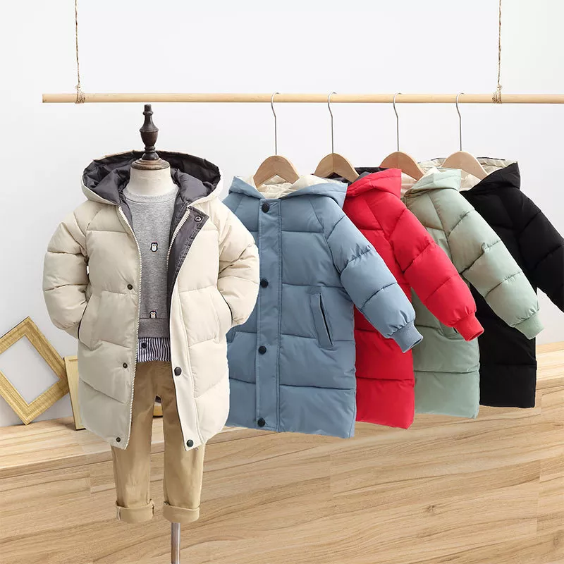 Chaqueta con capucha para niños Chaqueta con capucha para niños