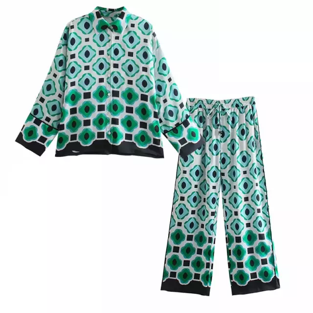 Conjunto de mujer Conjunto de mujer