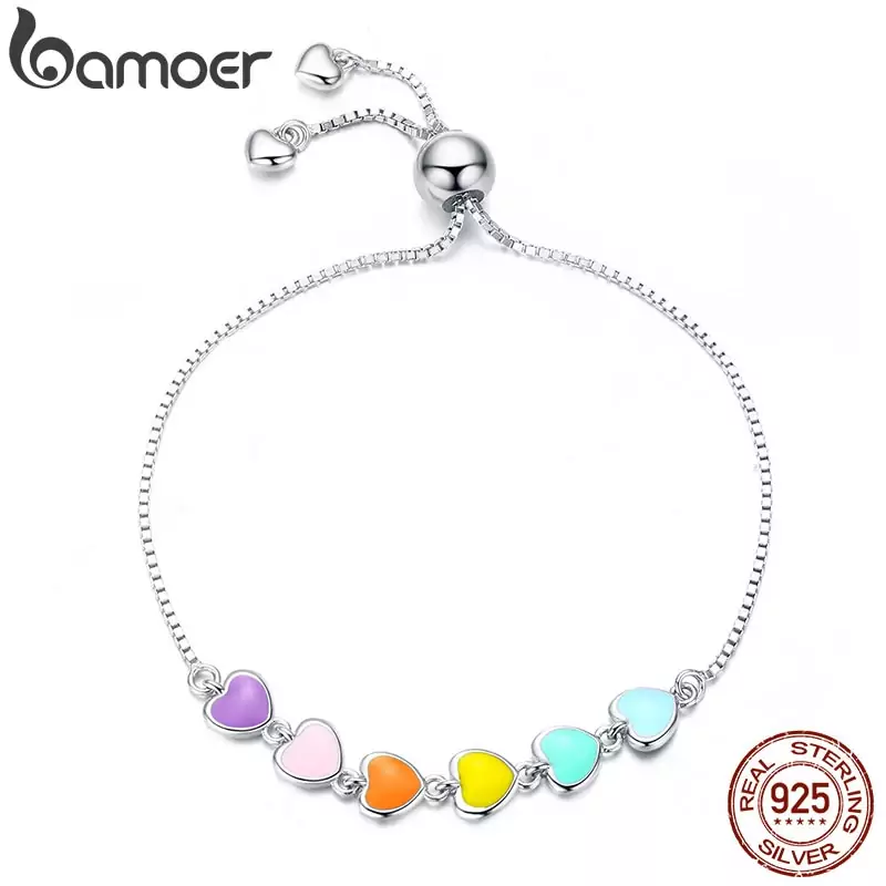 Brazalete de plata con corazones Brazalete de plata con corazones