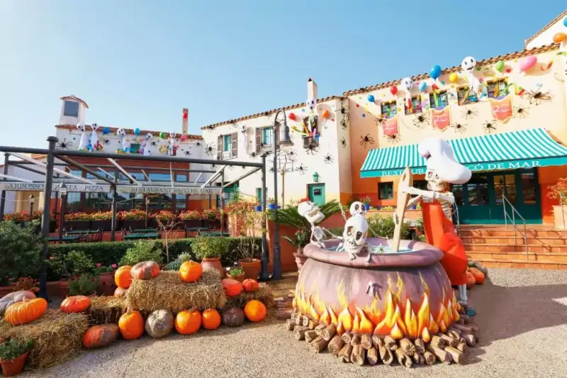 2 Días Navidad en Port Aventura en Hotel 4 estrellas con entradas incluidas 2 Días Navidad en Port Aventura en Hotel 4 estrellas con entradas incluidas