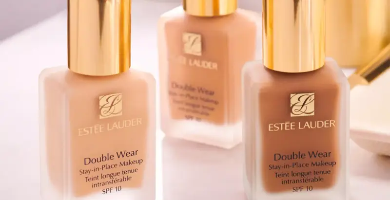 Muestra de maquillaje de Base Double Wear Estée Lauder Muestra de maquillaje de Base Double Wear Estée Lauder