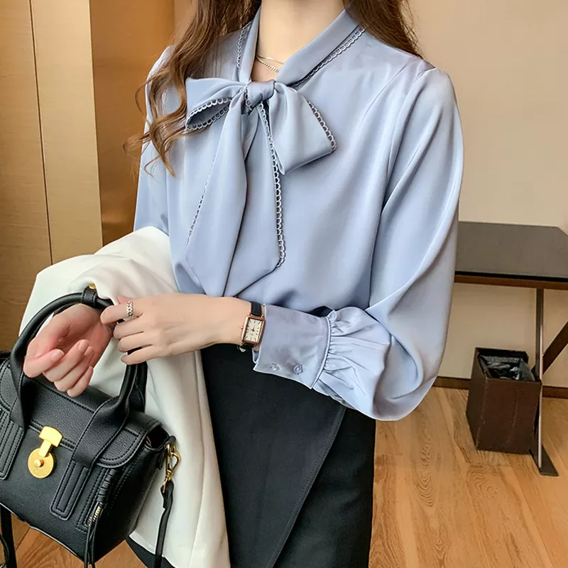 Blusa de seda satinada Blusa de seda satinada
