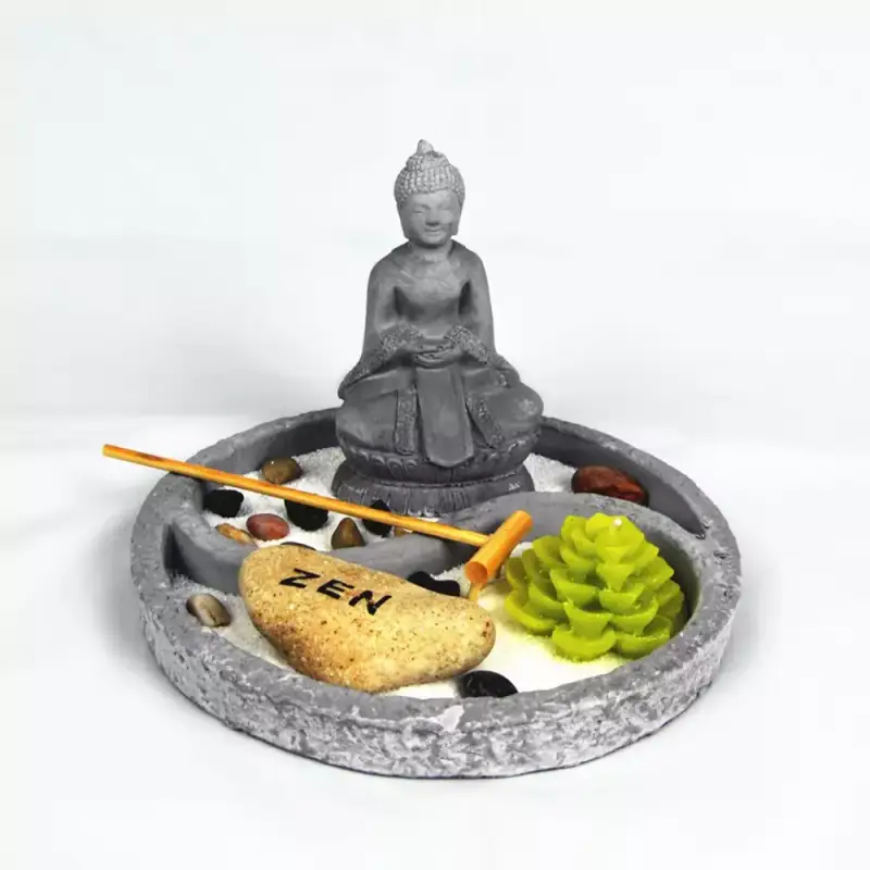 Jardín Zen con figura de Buda Jardín Zen con figura de Buda