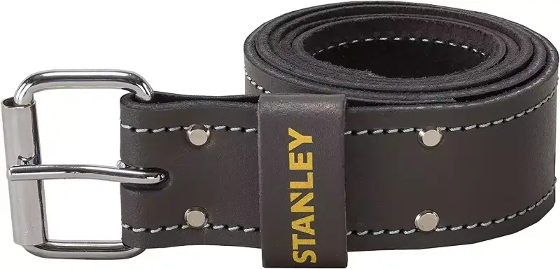 "Correa de piel con hebilla metálica STANLEY STST1-80119" "Correa de piel con hebilla metálica STANLEY STST1-80119"