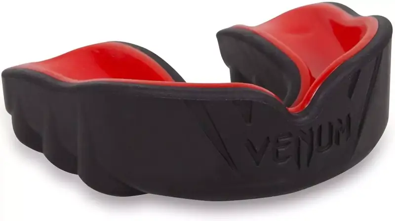 Venum Challenger: Protector Dental Adulto, Negro/Rojo Venum Challenger: Protector Dental Adulto, Negro/Rojo