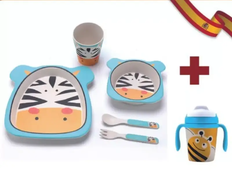 Juego de vajilla infantil de bambú + botella Juego de vajilla infantil de bambú + botella