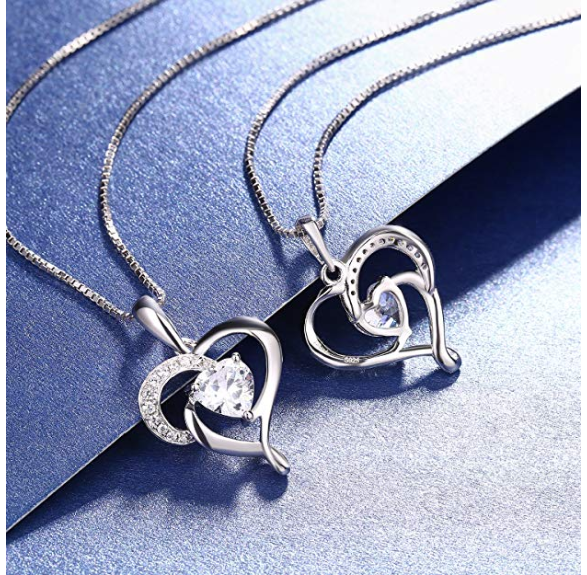 Collar y colgante con diseño corazón en plata J.Rosée