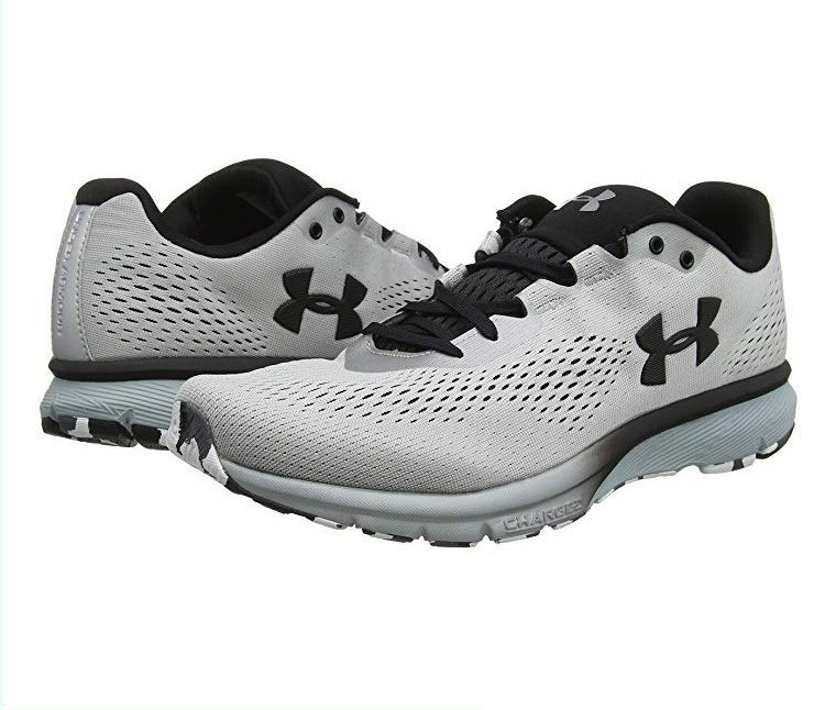 Zapatillas Under Armour charged spark solo 45,2€